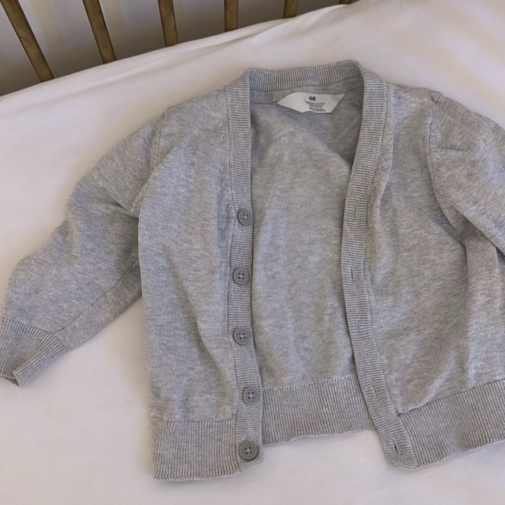 H&M grey cardigan 2 yr